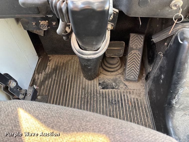 image for item ED2239 2001 Blue Bird All American school bus