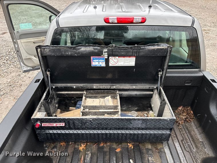 image for item ED2466 2013 Chevrolet Silverado 1500 Ext. Cab pickup truck