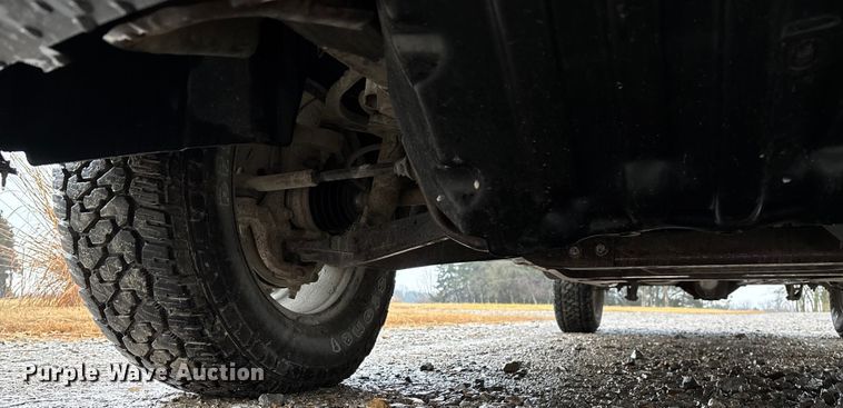 image for item ED2466 2013 Chevrolet Silverado 1500 Ext. Cab pickup truck