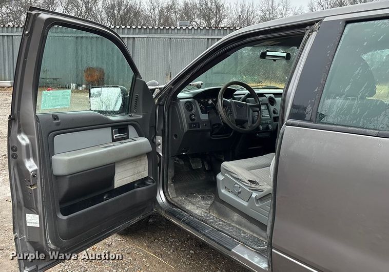 image for item ED2467 2014 Ford F150 Ext. Cab pickup truck