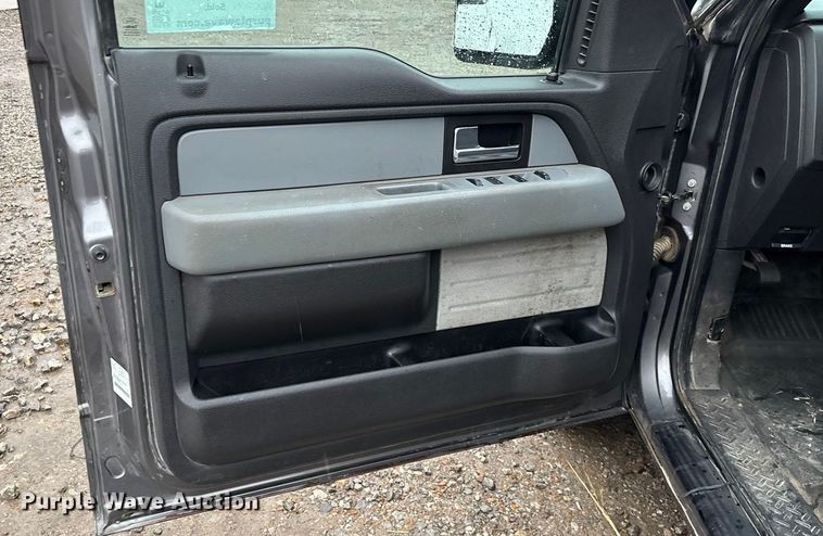 image for item ED2467 2014 Ford F150 Ext. Cab pickup truck