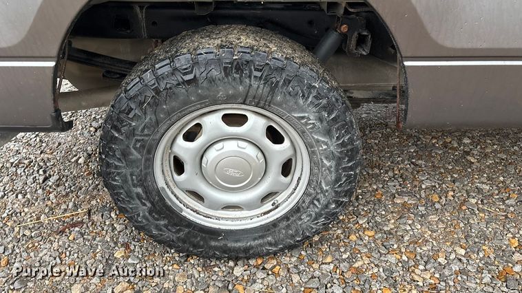 image for item ED2467 2014 Ford F150 Ext. Cab pickup truck