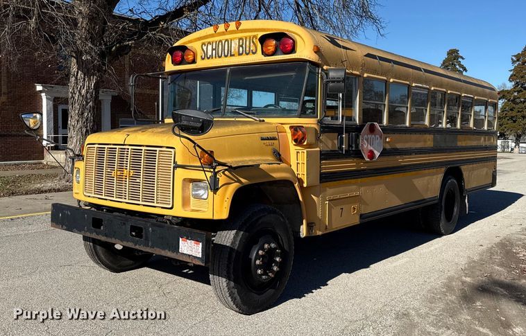 image for item EN0112 2001 Bluebird  bus