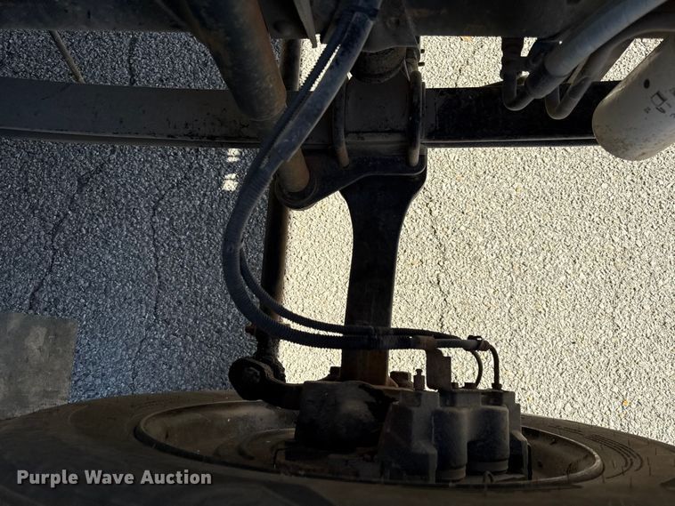 image for item EN0112 2001 Bluebird  bus