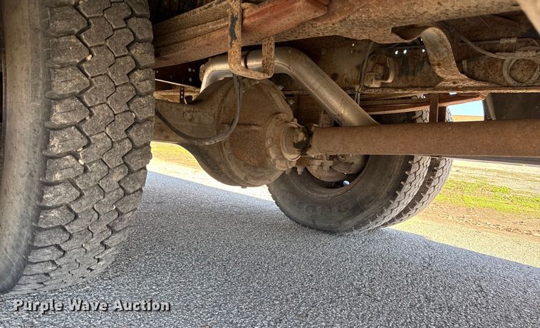 image for item EN0112 2001 Bluebird  bus