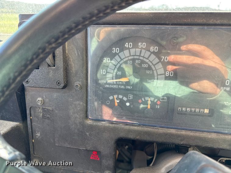 image for item EN0112 2001 Bluebird  bus