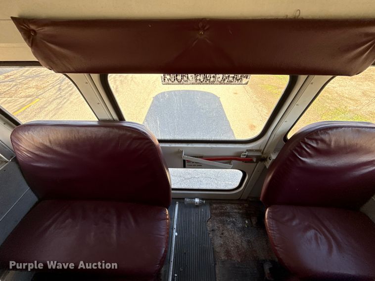 image for item EN0112 2001 Bluebird  bus