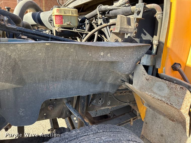 image for item EN0112 2001 Bluebird  bus