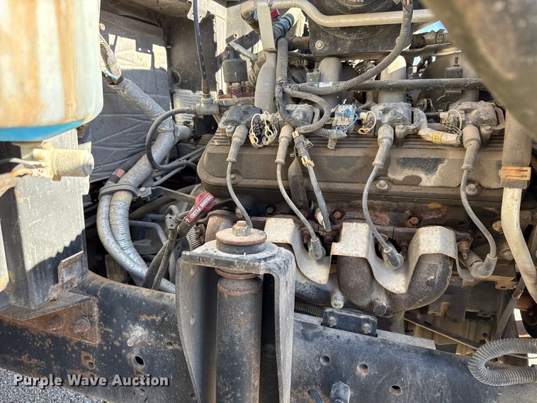 image for item EN0112 2001 Bluebird  bus