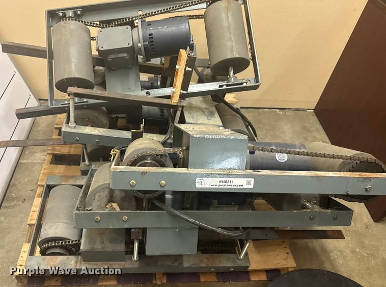 image for item EN0211 (7) bleacher drive motors