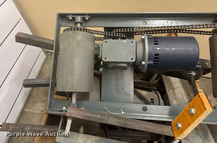 image for item EN0211 (7) bleacher drive motors