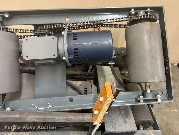 image for item EN0211 (7) bleacher drive motors