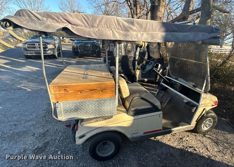 image for item EN0499 (3) Clubcar golf carts
