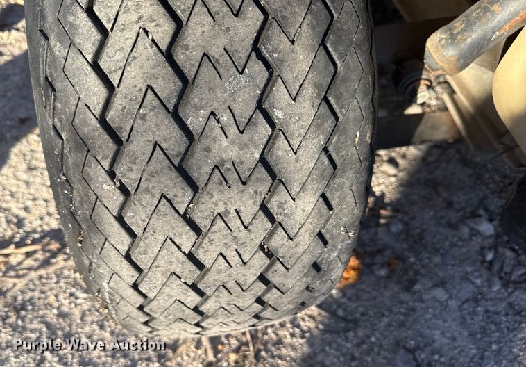 image for item EN0499 (3) Clubcar golf carts