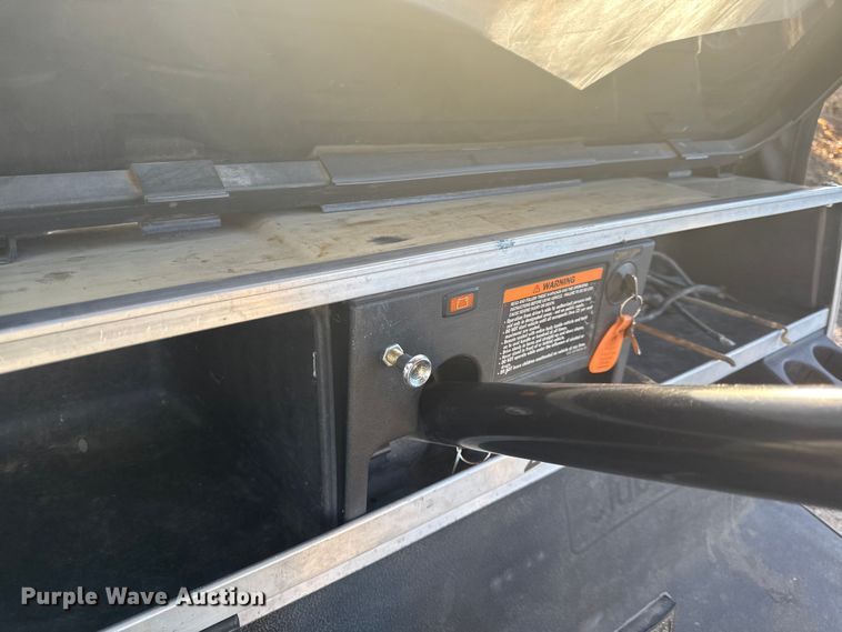 image for item EN0499 (3) Clubcar golf carts