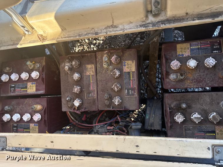 image for item EN0499 (3) Clubcar golf carts