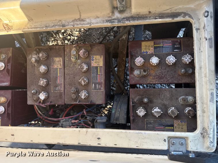 image for item EN0499 (3) Clubcar golf carts