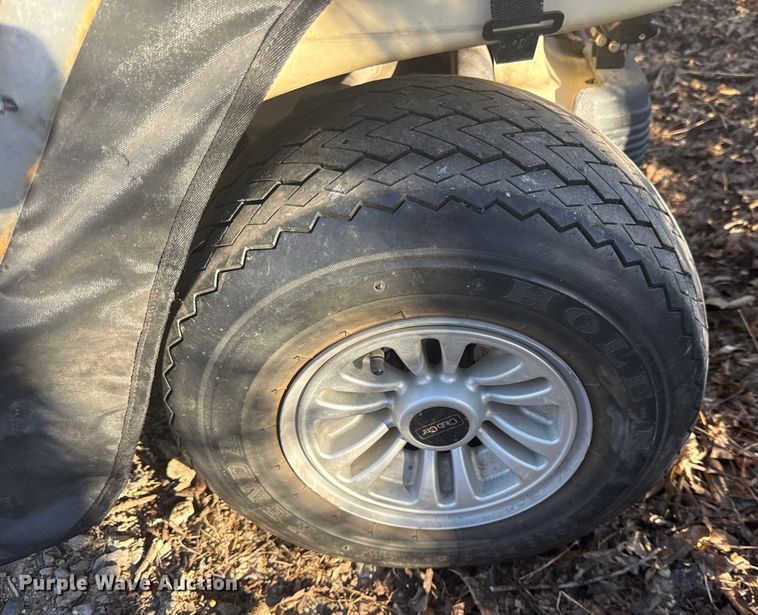 image for item EN0499 (3) Clubcar golf carts