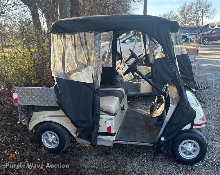 image for item EN0499 (3) Clubcar golf carts