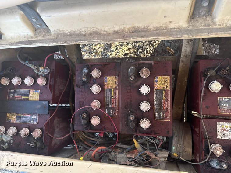 image for item EN0499 (3) Clubcar golf carts