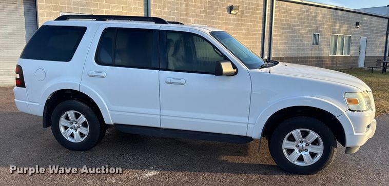 image for item EN0830 2009 Ford Explorer SUV