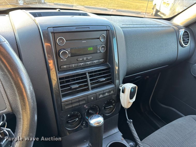 image for item EN0830 2009 Ford Explorer SUV