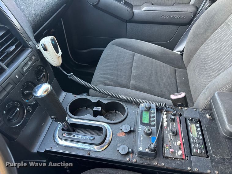 image for item EN0830 2009 Ford Explorer SUV