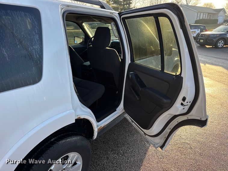 image for item EN0830 2009 Ford Explorer SUV