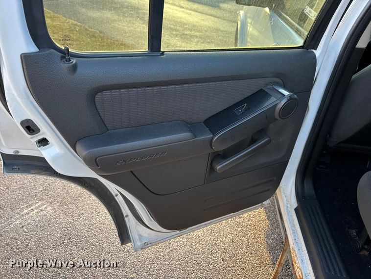 image for item EN0830 2009 Ford Explorer SUV