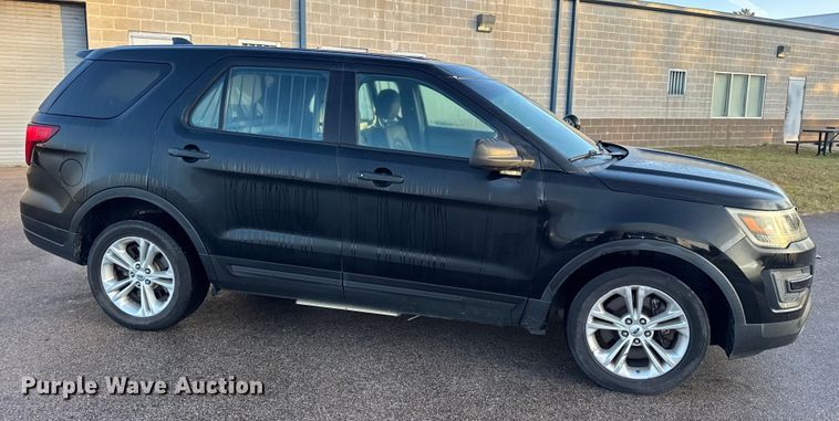 image for item EN0831 2018 Ford Explorer Police Interceptor SUV