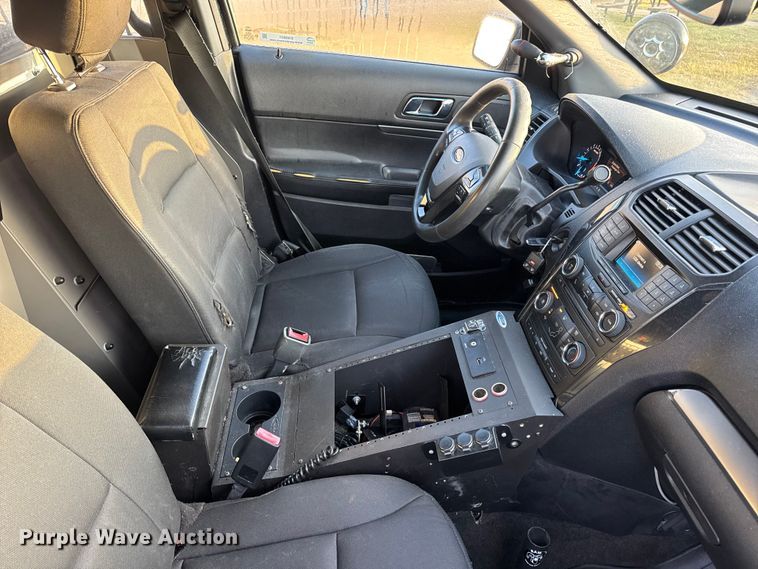 image for item EN0831 2018 Ford Explorer Police Interceptor SUV