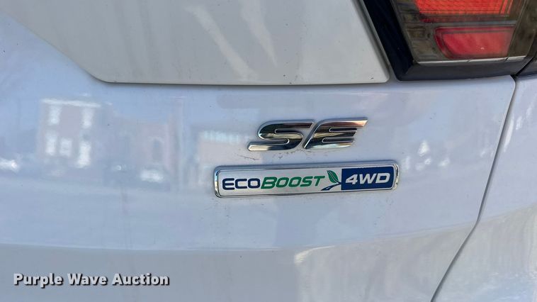 image for item EN0832 2017 Ford Escape SE SUV