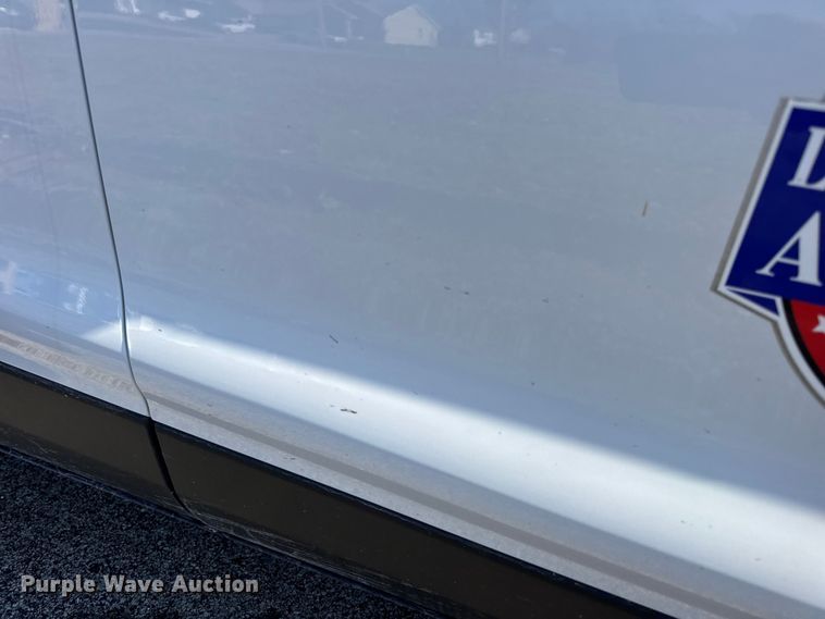 image for item EN0832 2017 Ford Escape SE SUV