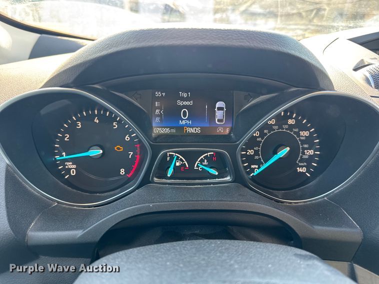 image for item EN0832 2017 Ford Escape SE SUV