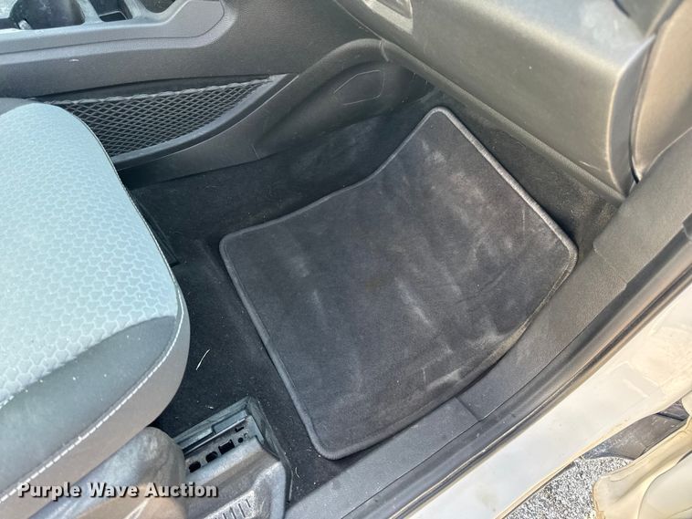 image for item EN0832 2017 Ford Escape SE SUV