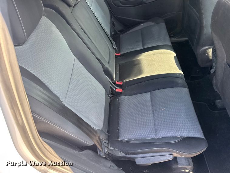 image for item EN0832 2017 Ford Escape SE SUV