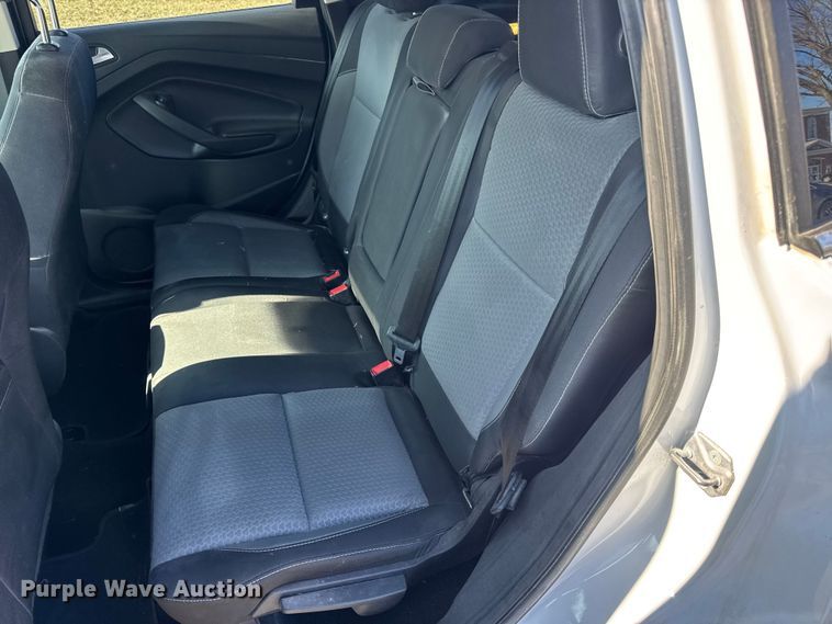 image for item EN0832 2017 Ford Escape SE SUV