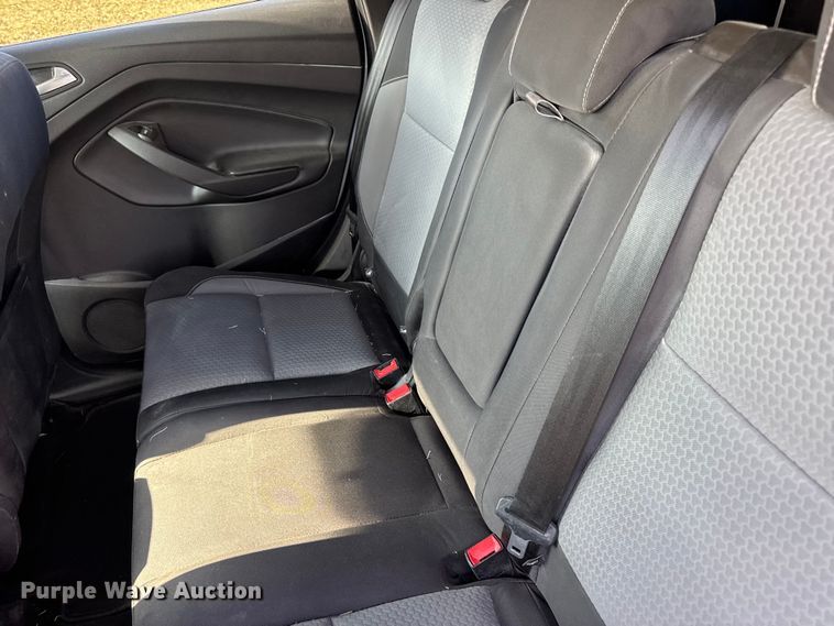 image for item EN0832 2017 Ford Escape SE SUV