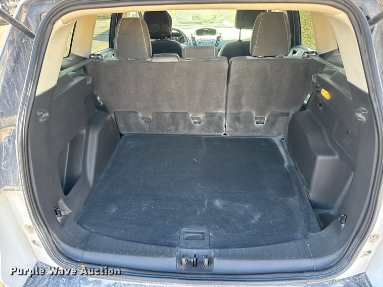 image for item EN0832 2017 Ford Escape SE SUV