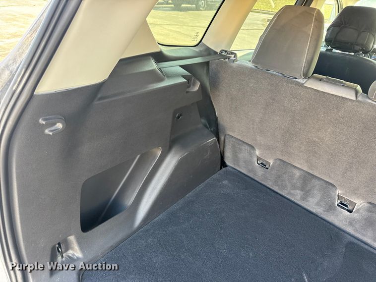 image for item EN0832 2017 Ford Escape SE SUV