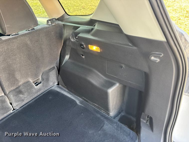 image for item EN0832 2017 Ford Escape SE SUV