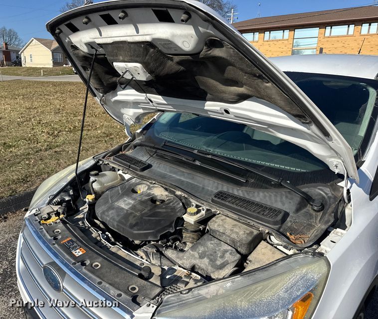 image for item EN0832 2017 Ford Escape SE SUV