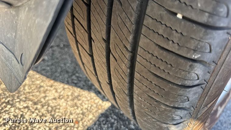 image for item EN0832 2017 Ford Escape SE SUV