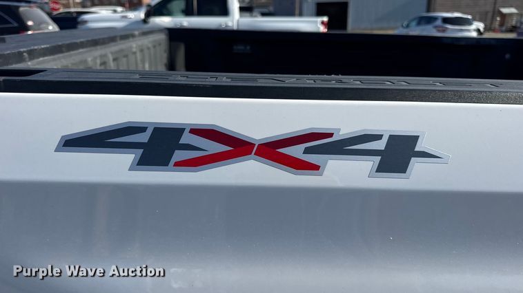 image for item EN0833 2020 Chevrolet Silverado 1500 Ext. Cab pickup truck