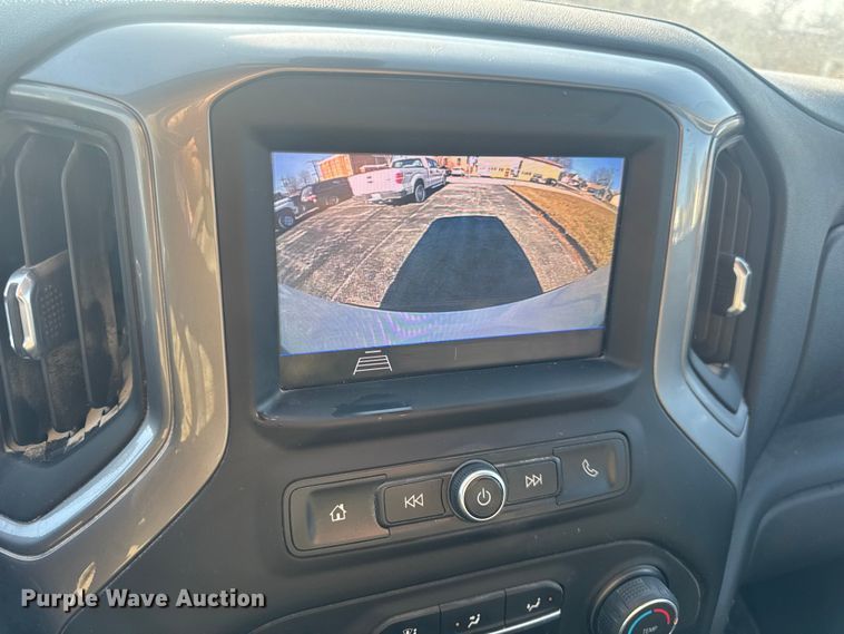 image for item EN0833 2020 Chevrolet Silverado 1500 Ext. Cab pickup truck