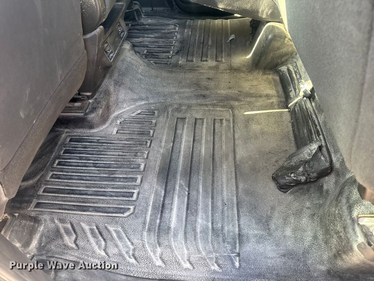 image for item EN0833 2020 Chevrolet Silverado 1500 Ext. Cab pickup truck