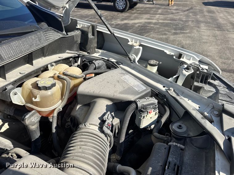 image for item EN0833 2020 Chevrolet Silverado 1500 Ext. Cab pickup truck