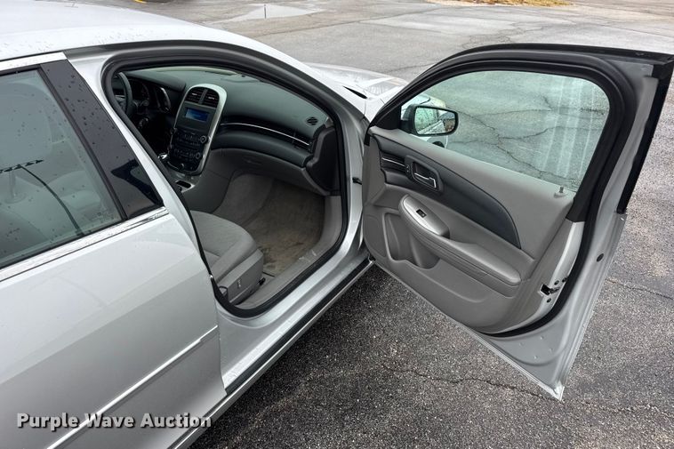 image for item EN0852 2014 Chevrolet Malibu Sedan