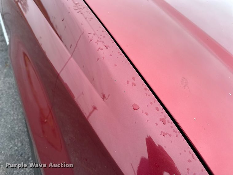 image for item EN0853 2011 Chrysler Town And Country van