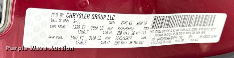 image for item EN0853 2011 Chrysler Town And Country van